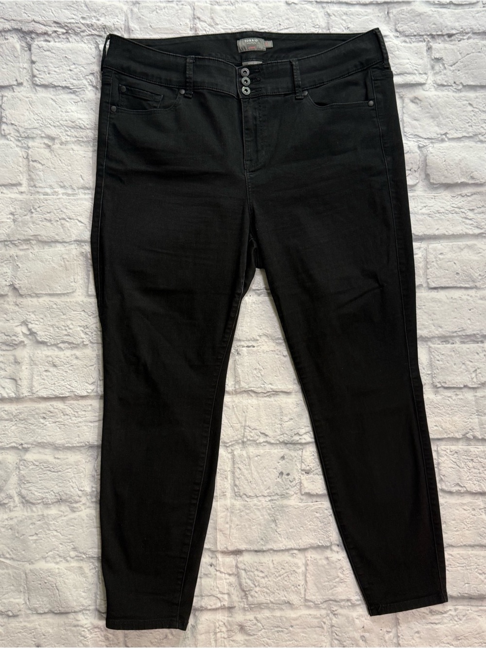 Torrid Super Soft Jeggings in Black plus 22R